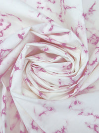 White/Mauve Rose/Thistle Cotton/Polyester Marbled-Look Print Shirting - Robert Kaufman - 43W