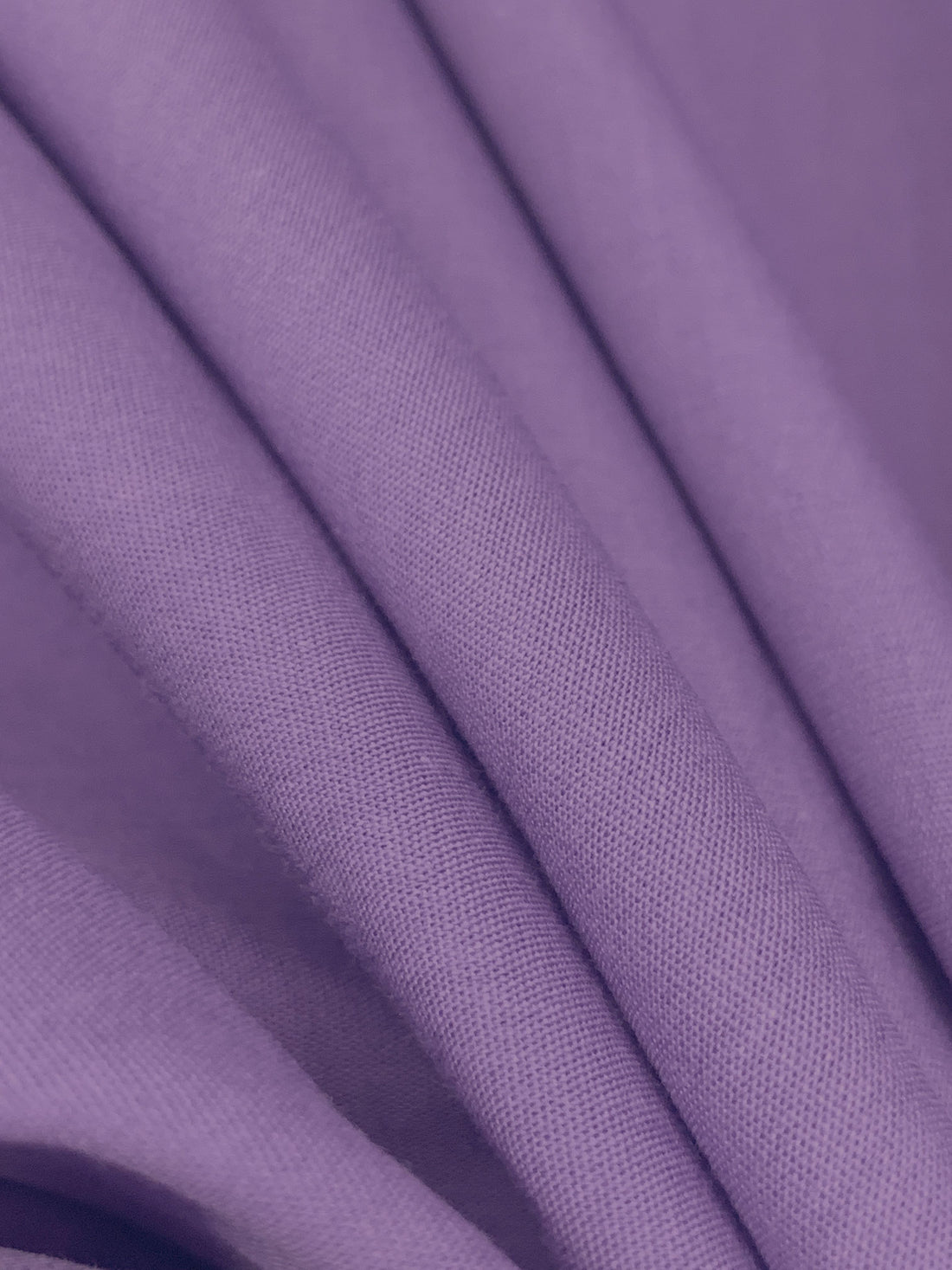 Medium Wisteria Cotton/Rayon Shirting - Robert Kaufman - 46W