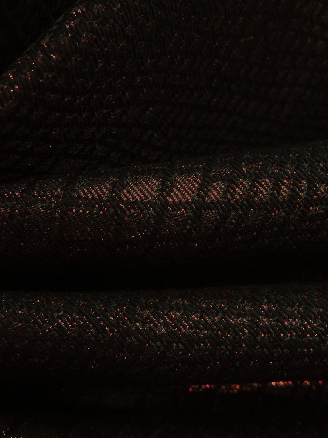 Black/Metallic Copper Polyester/Metallic Snakeskin-Look Weave Jacquard Suiting 56W