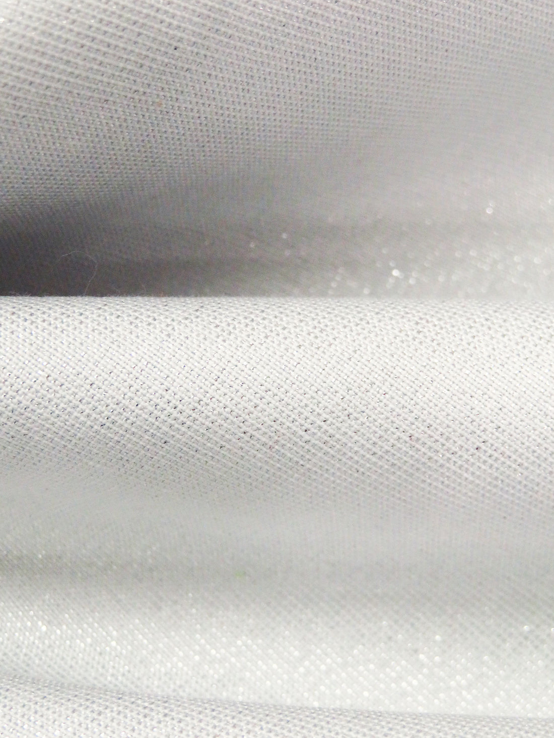 White/Silver Cotton/Lurex/Polyester "Moondust" Shirt Weight Woven - Robert Kaufman - 44W