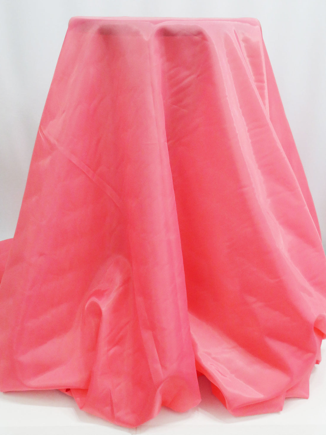 Watermelon Pink 100% Polyester Lining 58W