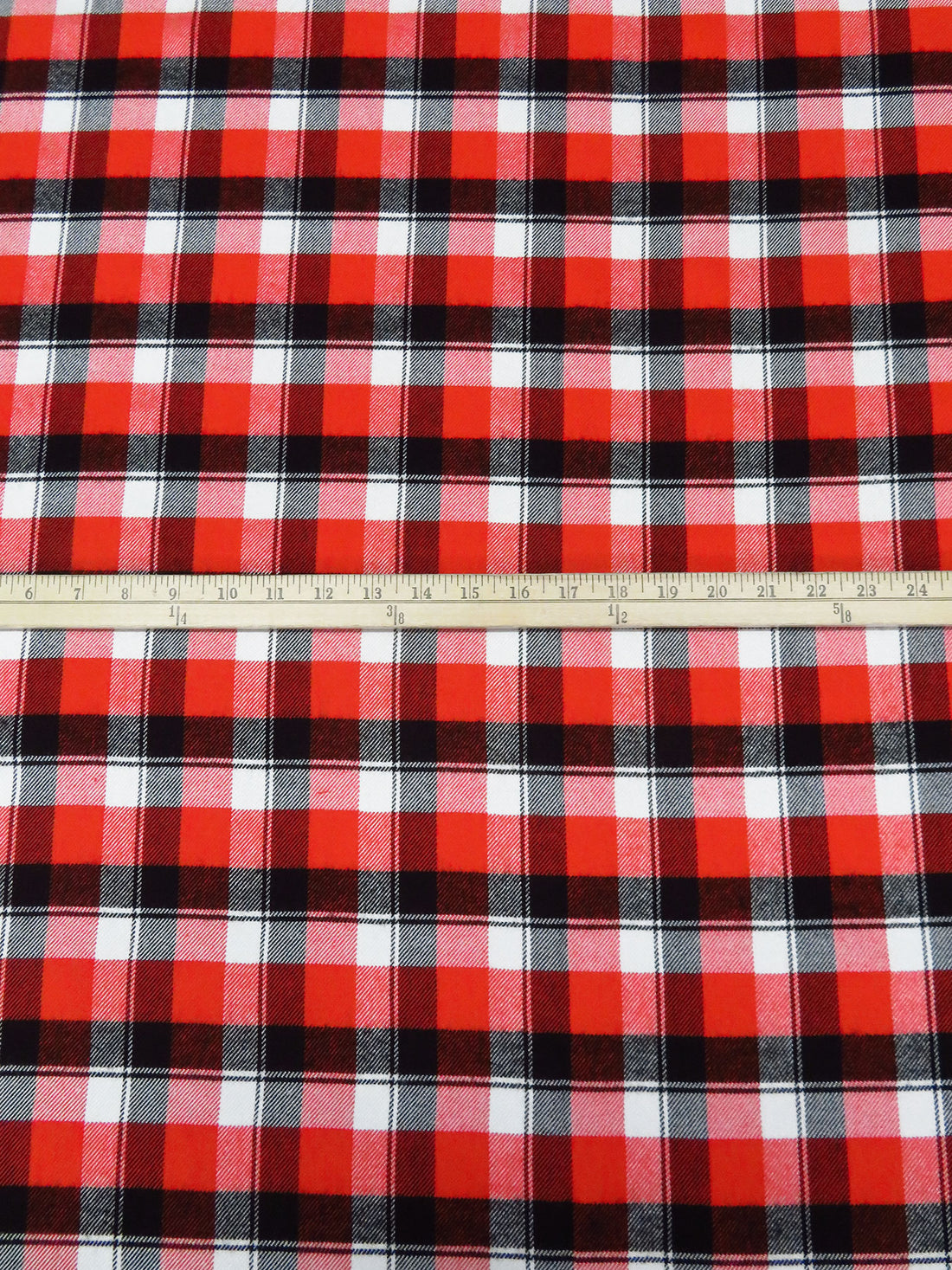 Vermillion Red/Black/White Recycled Polyester/Polyester/Rayon Seawool Plaid Weave Flannel Suiting - Robert Kaufman - 51W