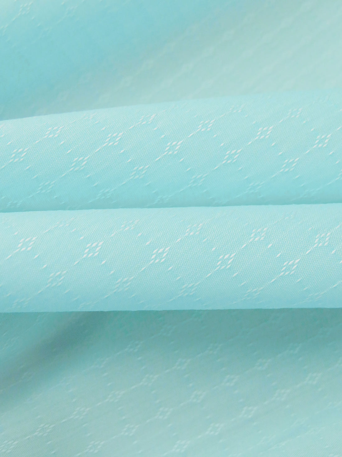 Robin Egg Blue/White Cotton/Nylon/Lycra Novelty Weave St Tropez Stretch Shirting - Robert Kaufman - 55W