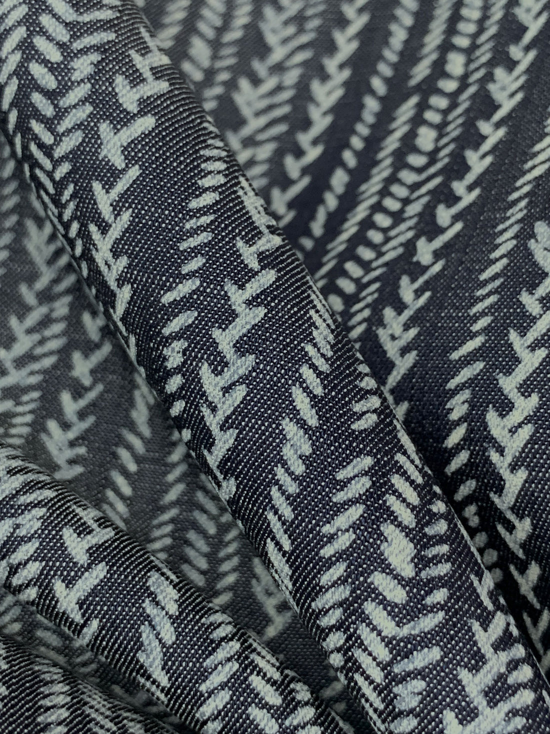 Denim Blue/Palest Slate Blue Tencel/Cotton Vertical Multi-Stripe Print Chambray 62W