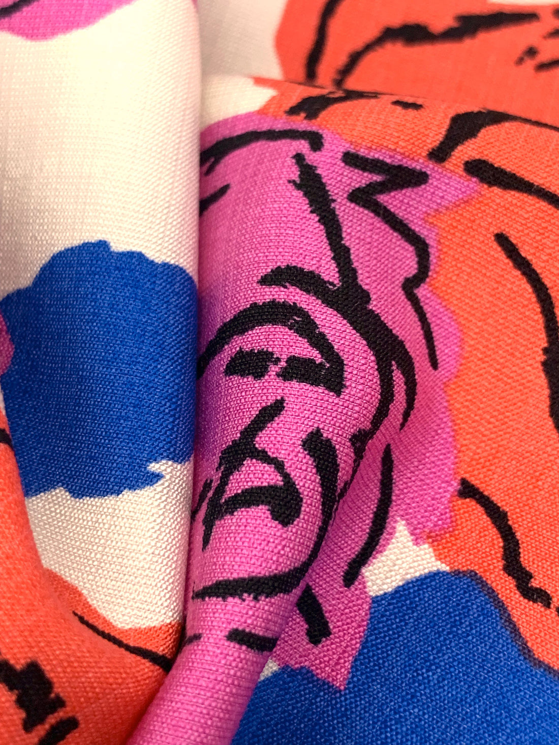 Antique Off-White/Wild Orchid/Sunset Orange Rayon/Nylon Floral Print Slubbed-Look Shirting 54W