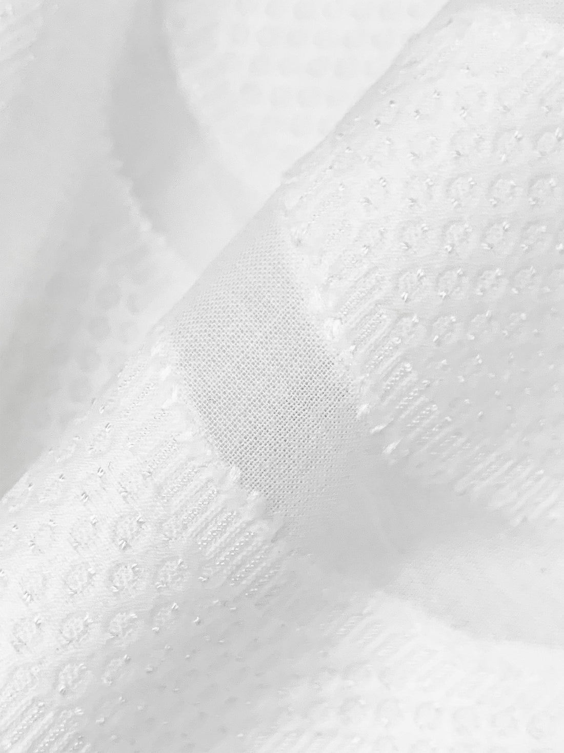 White 100% Cotton Vertical Helix-Look Weave Jacquard Shirting - Famous Dress Designer - 53W