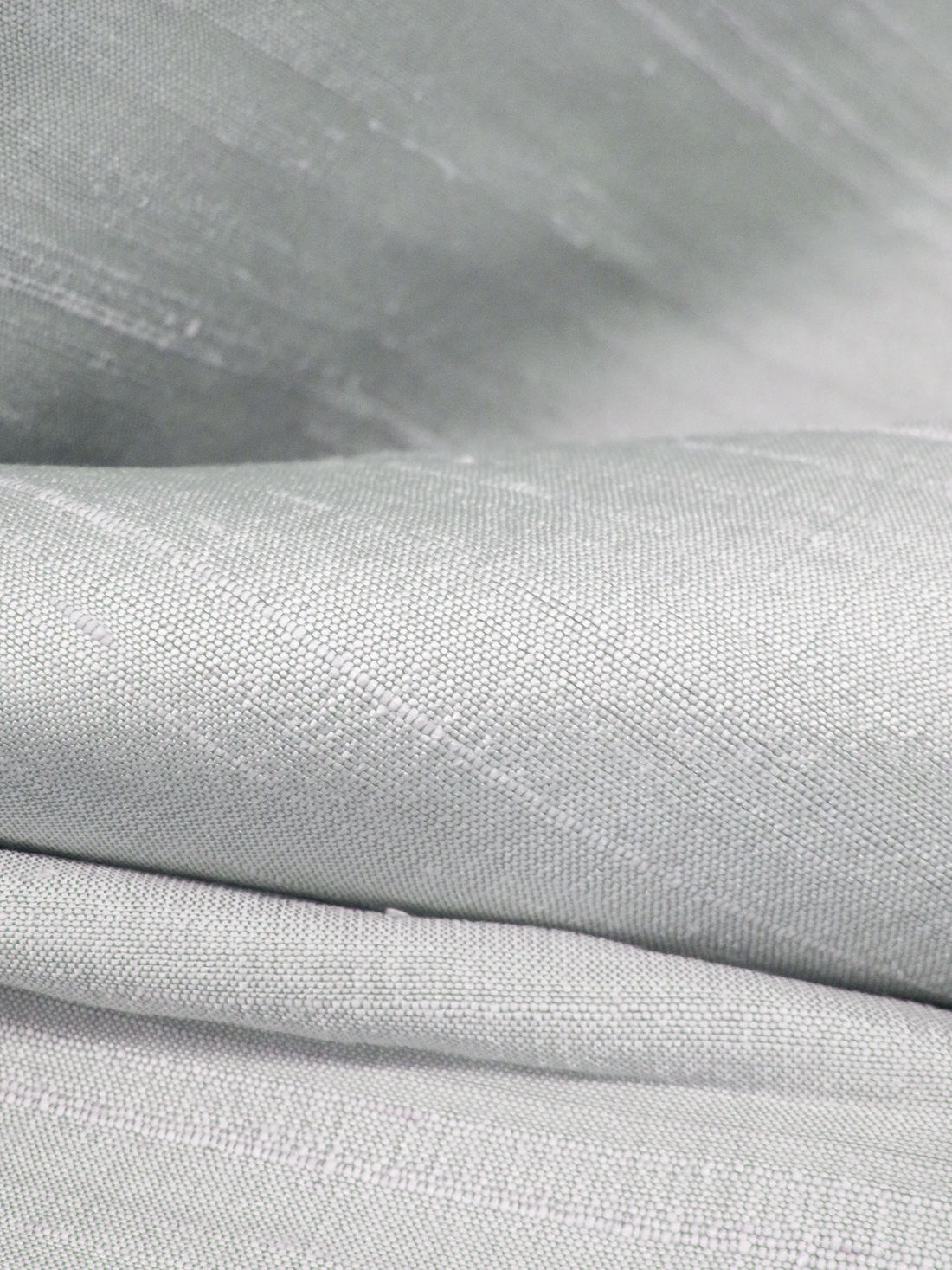 Silver 100% Silk Dupioni - NY Designer - 44W