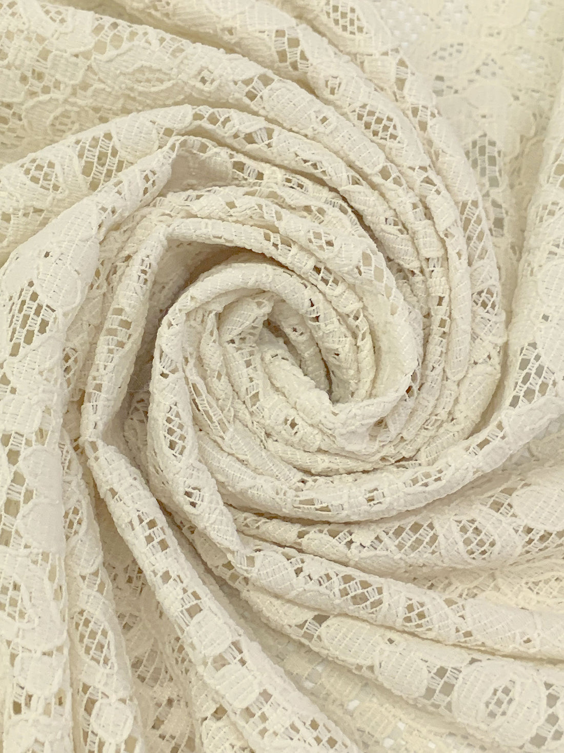 White Coffee 100% Polyester Corded Floral Weave Lace 43W