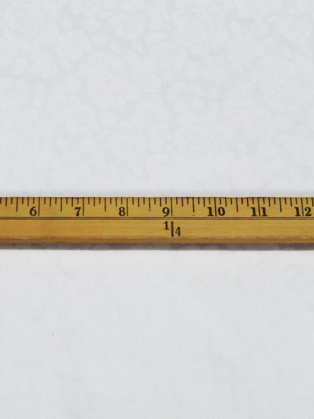 White 100% Cotton Floral Weave Jacquard Shirting 48W