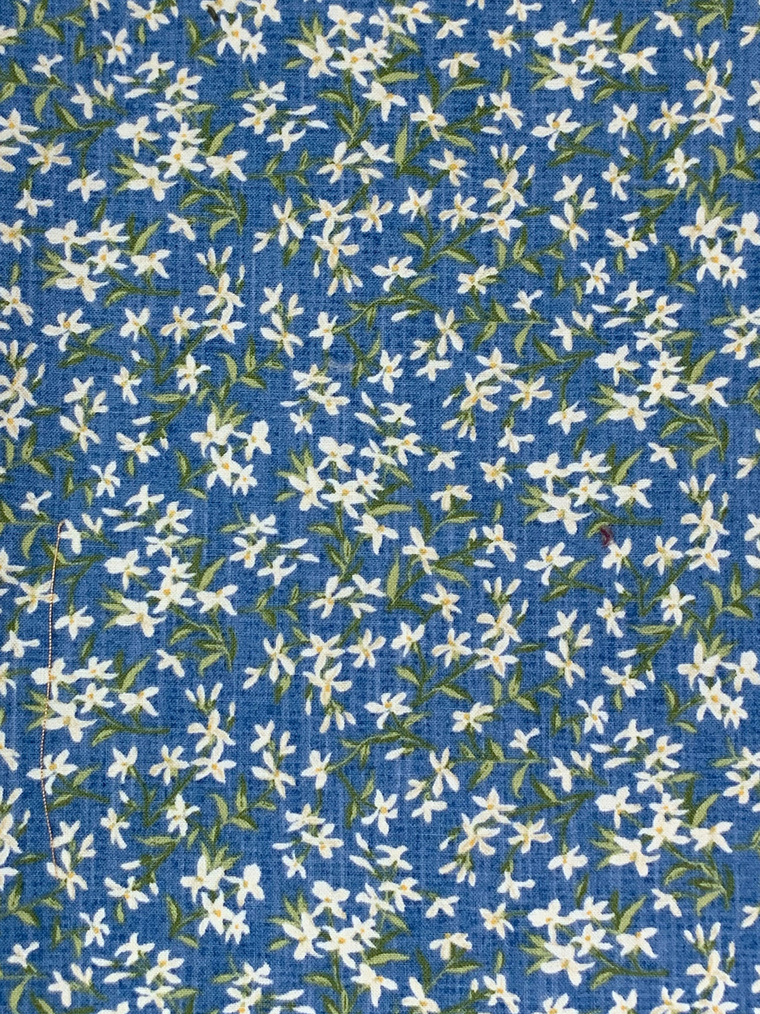 Lapis Blue/Laurel Green/White 100% Cotton Ditsy Floral Print Quilt-Weight Woven 42W