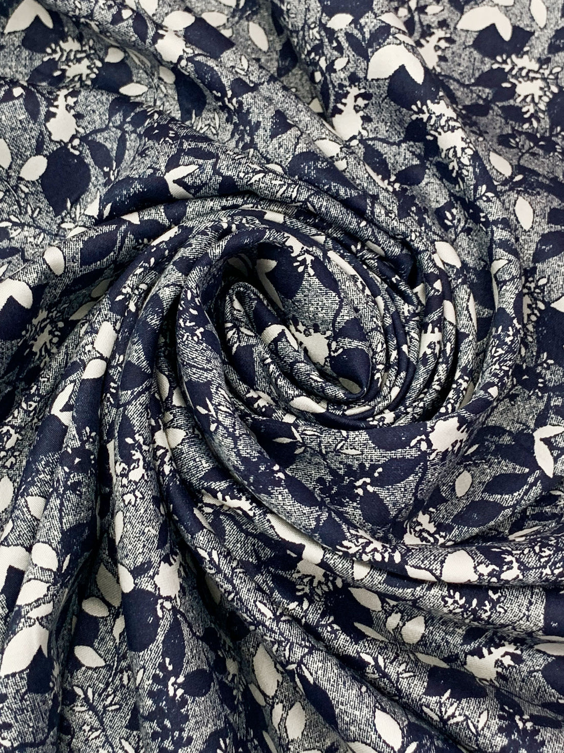 Dark Navy/White 100% Rayon Floral Print Sateen Challis 57W