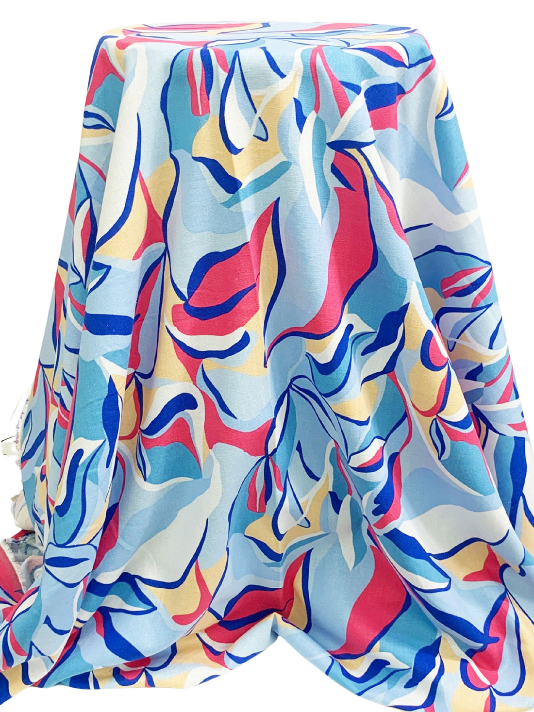 Catalina Blue/Paradise Pink/Deep Peach/Multi Rayon/Linen Floral Print Mid-Weight Woven 53W