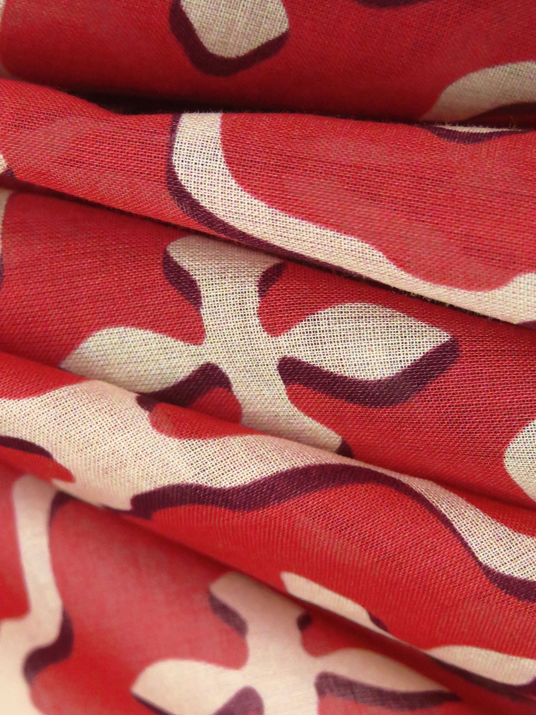Crimson Red/Pale Peach/Maroon 100% Cotton Ogee Print Voile - NY Designer - 54W