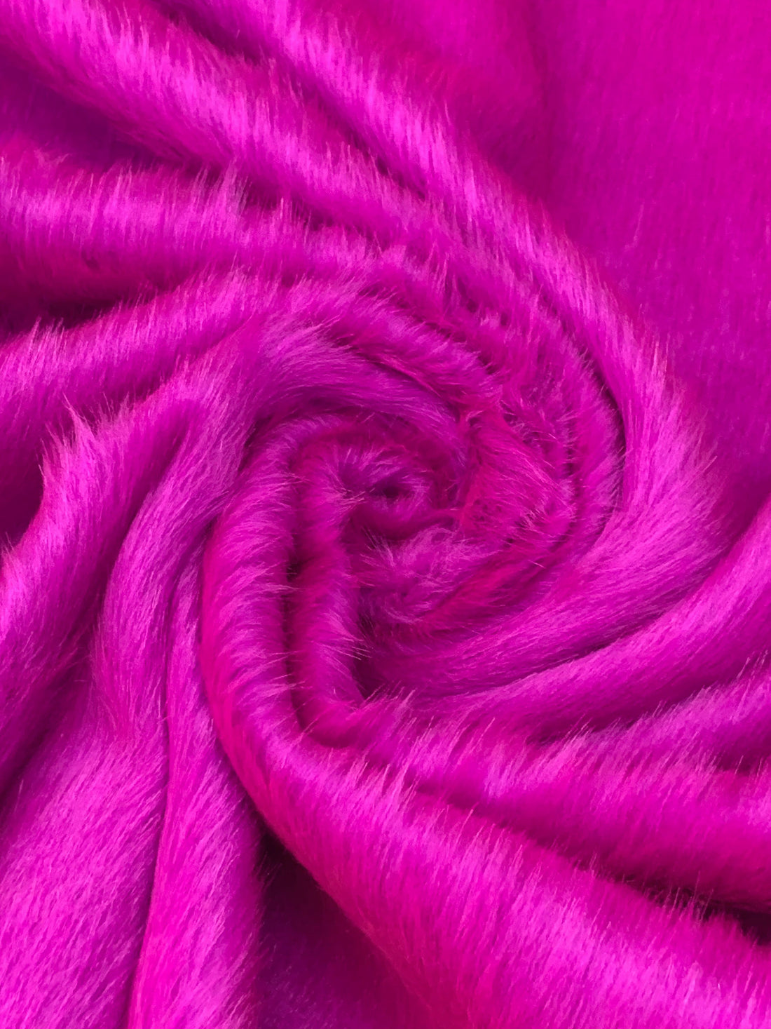 Fuchsia 100% Polyester Faux Fur 63W