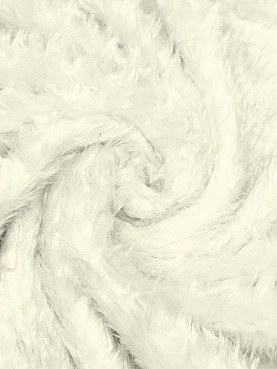 Antique Off-White 100% Polyester Faux Fur 58W