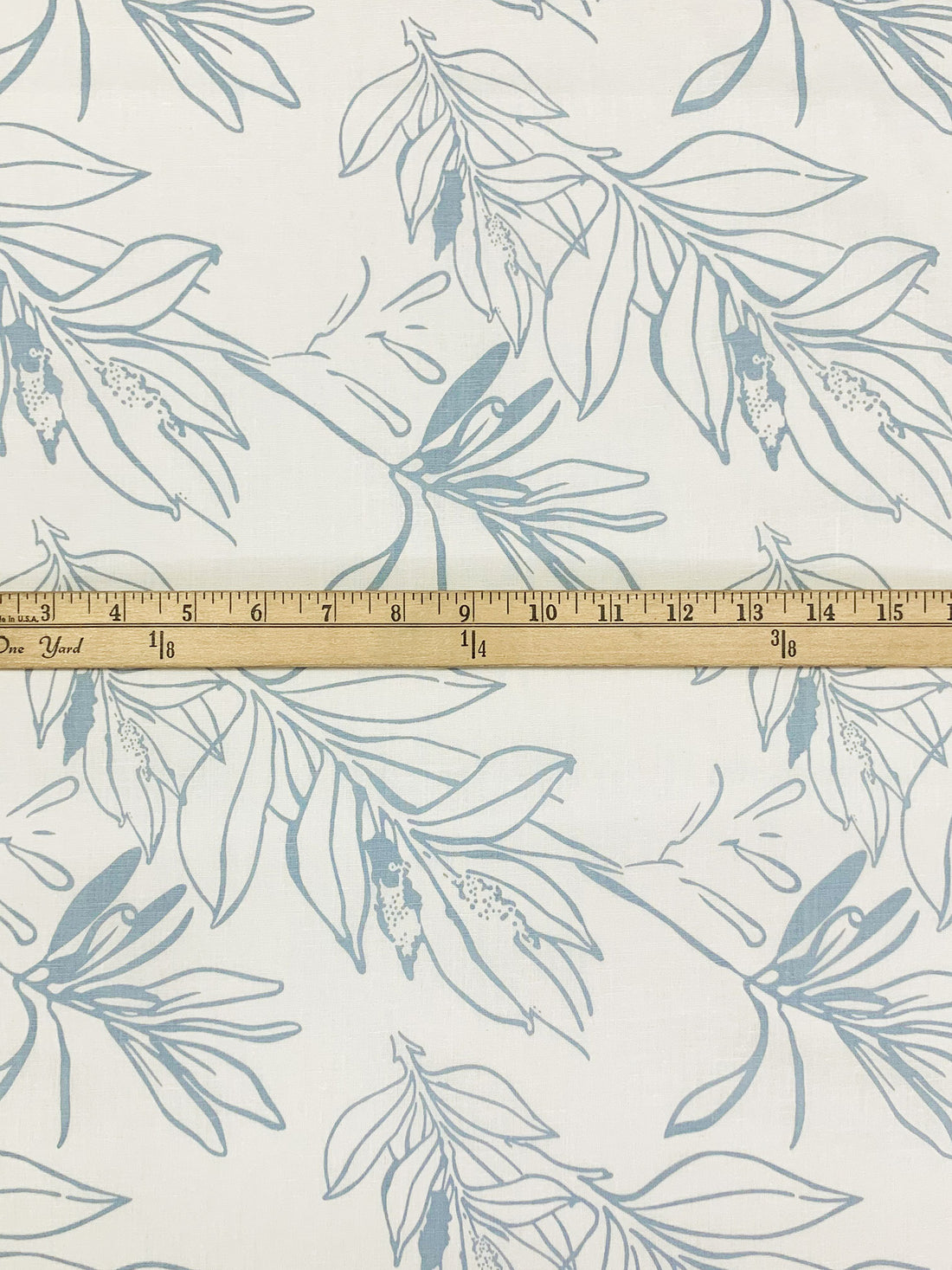 Alabaster/Pewter Blue Cotton/Linen Floral Print Shirt Weight Woven 56W