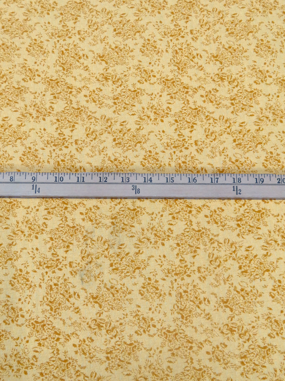 Dark Goldenrod/Aspen Gold 100% Rayon Small Foliage Print Challis 58W