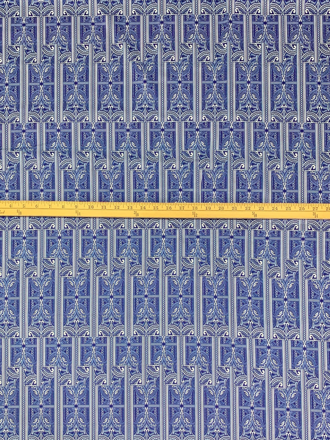 Deep Blue/White 100% Cotton Ornate Print Sateen Shirting 52W