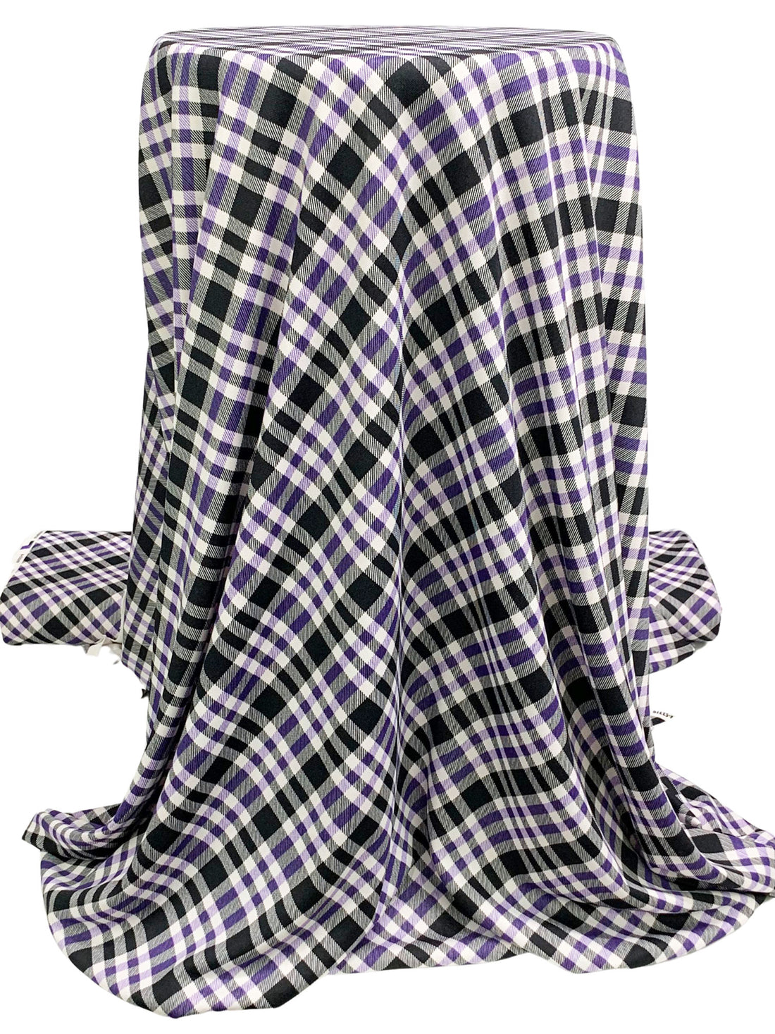 Black/White/Dark Indigo 100% Cotton Diagonal Plaid Interlock Knit 58W