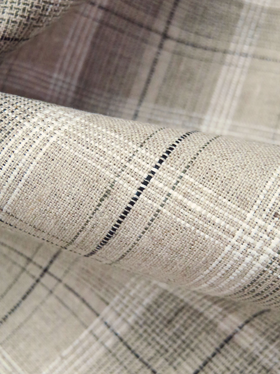 Off-White/Dark Vanilla/Dim Gray/Multi 100% Linen Yarn-Dyed Plaid Weave Shirt Weight Woven - European Mill - 60W