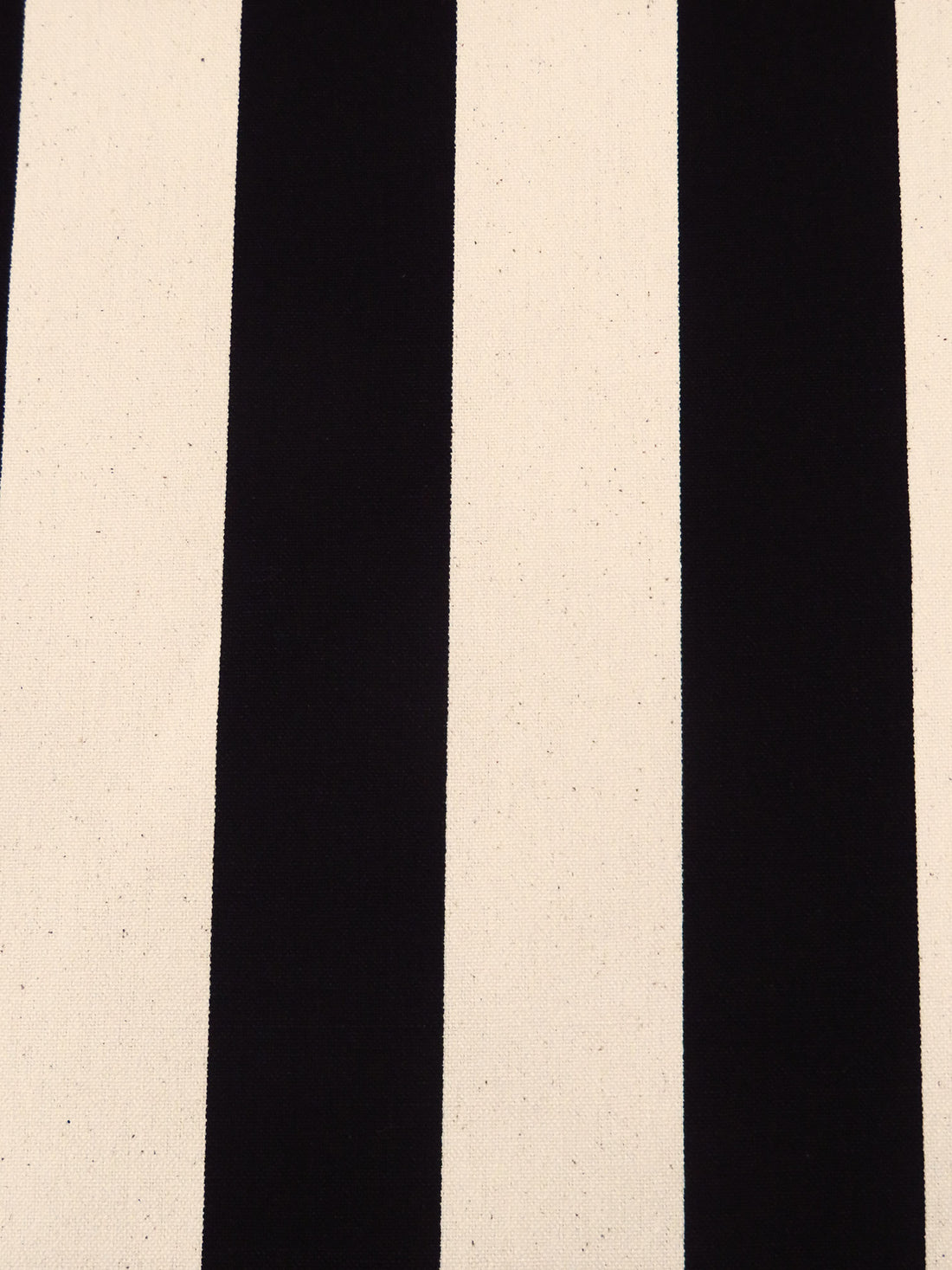 Beige Cream/Black 100% Cotton Vertical Stripe Print Canvas - Sevenberry By Robert Kaufman - 44W