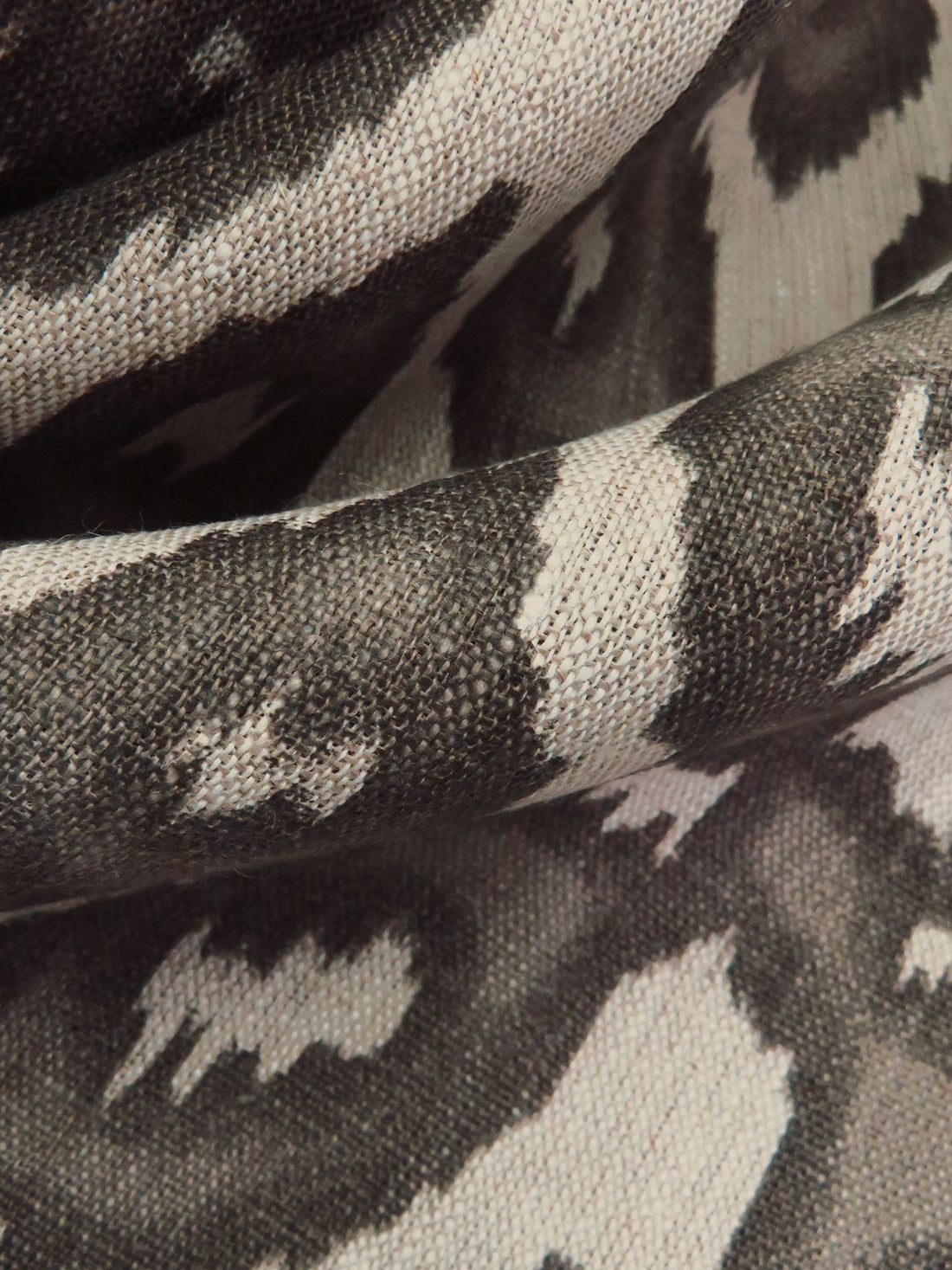 Beige/Stone Terrace/Dark Lava 100% Linen Abstract Print Canvas-Like Woven 55W