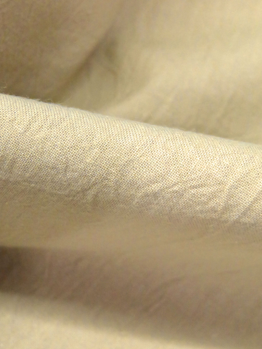 Sand 100% Cotton Kona Natural Crush Quilt Weight Woven - Robert Kaufman - 42W