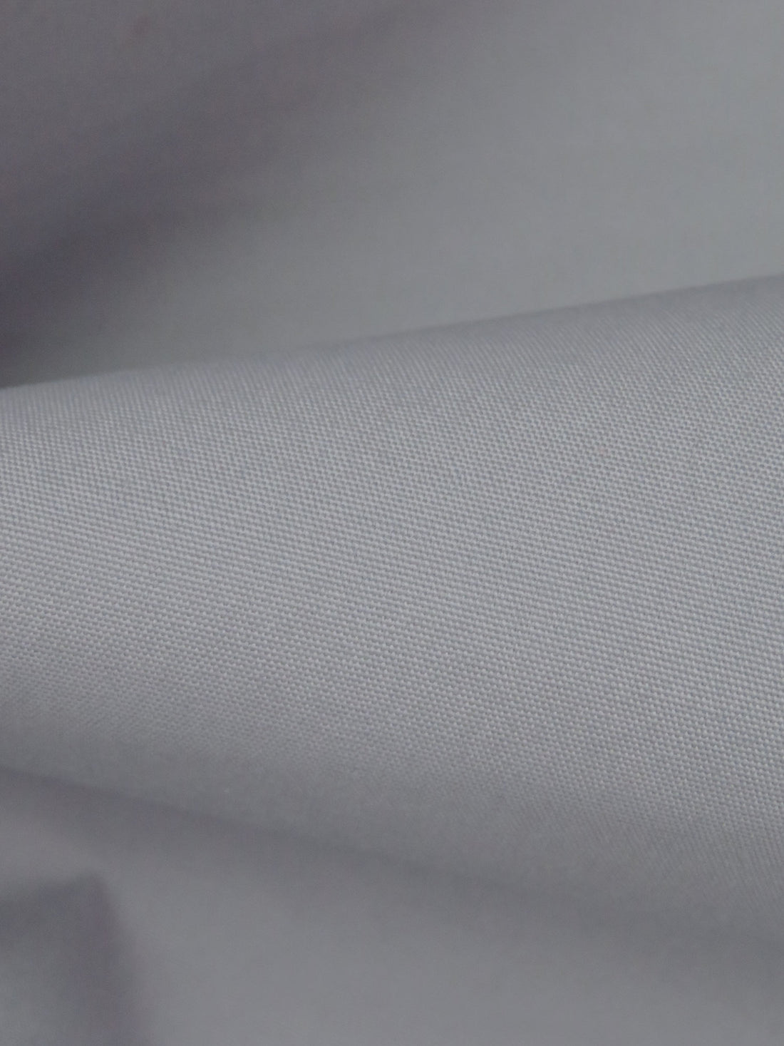 Manatee Gray Polyester/Cotton Poplin Jacketing - Robert Kaufman - 44W