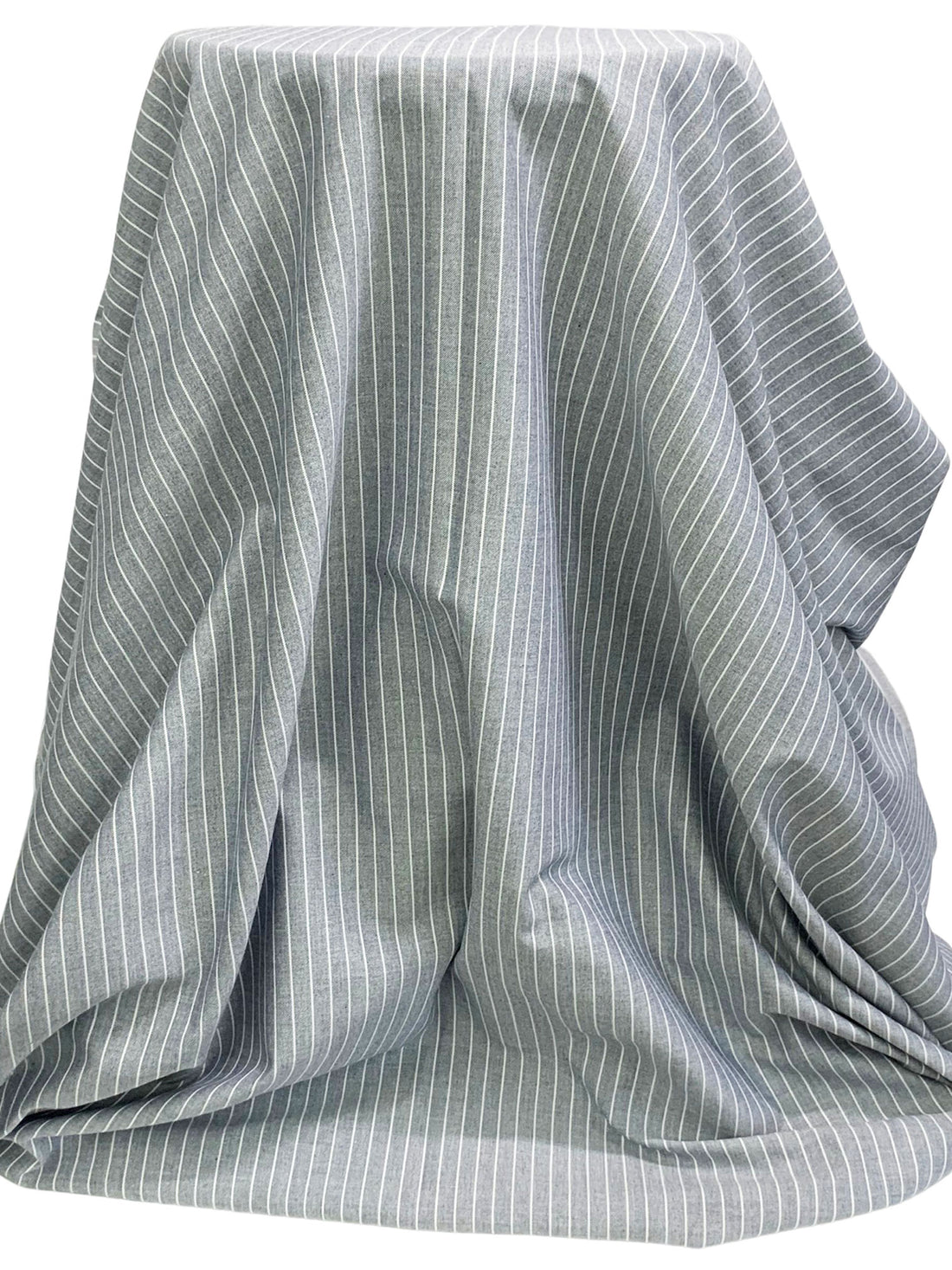 White/Indigo 100% Cotton Vertical Milano Stripe Chambray Shirting - Robert Kaufman - 58W