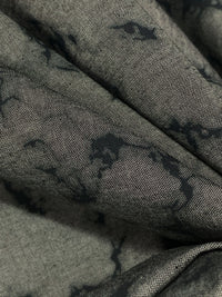 Muted Cool Black/White Cotton/Polyester Weekend Print Chambray Shirting - Robert Kaufman 44W