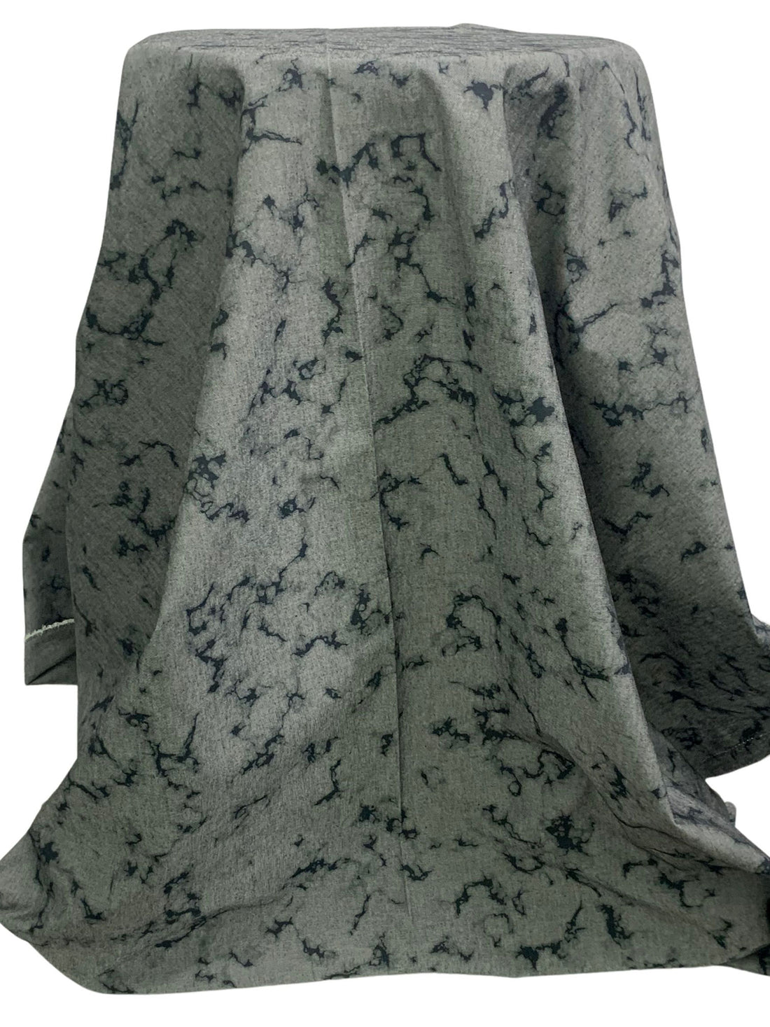 Muted Cool Black/White Cotton/Polyester Weekend Print Chambray Shirting - Robert Kaufman 44W